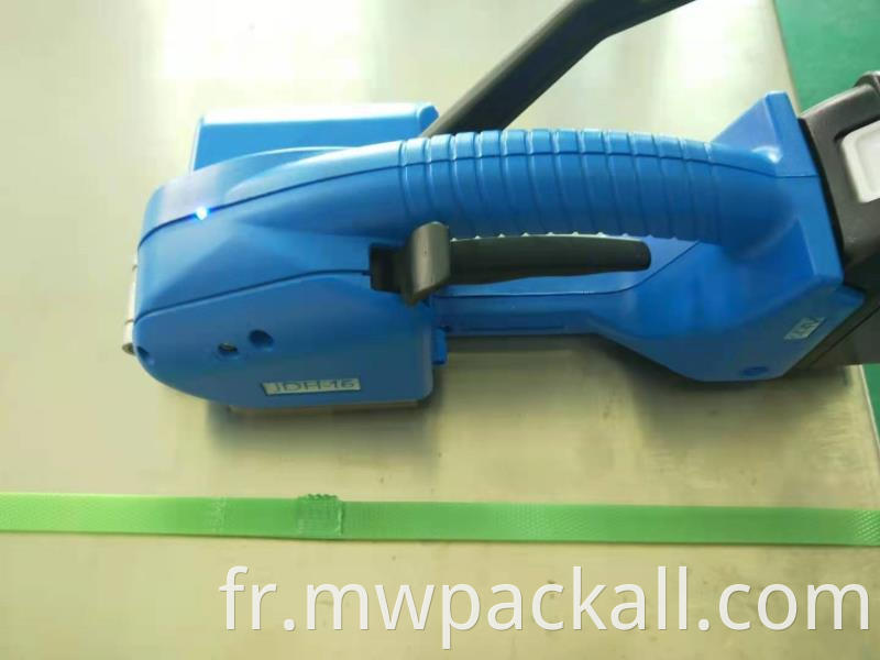 PP/PET 13/16 largeur PP et cerclage à la main pour animaux de compagnie/outil de cerclage en plastique alimenté par batterie petite machine à emballer à la main